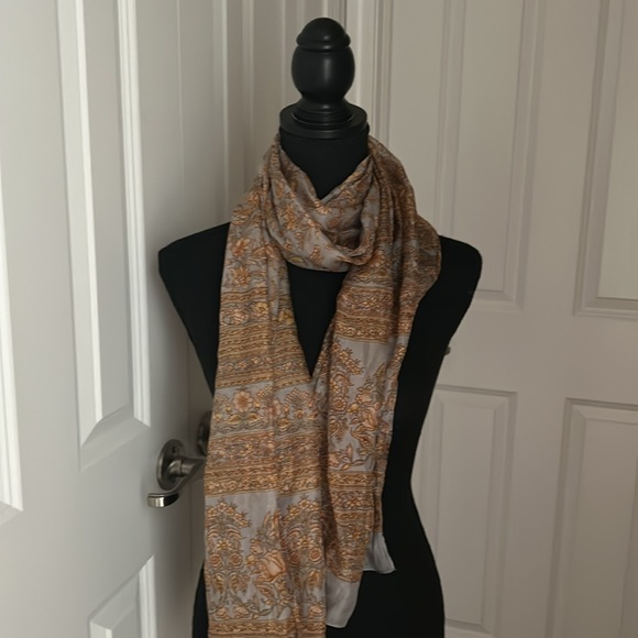 Accessories - Scarf silk caramel colors long